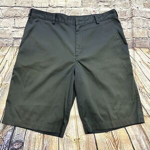 NIKEGOLF Shorts Men's Sz.32 Black Dri-Fit Athletic 95% Polyester, 5%‎ Spandex